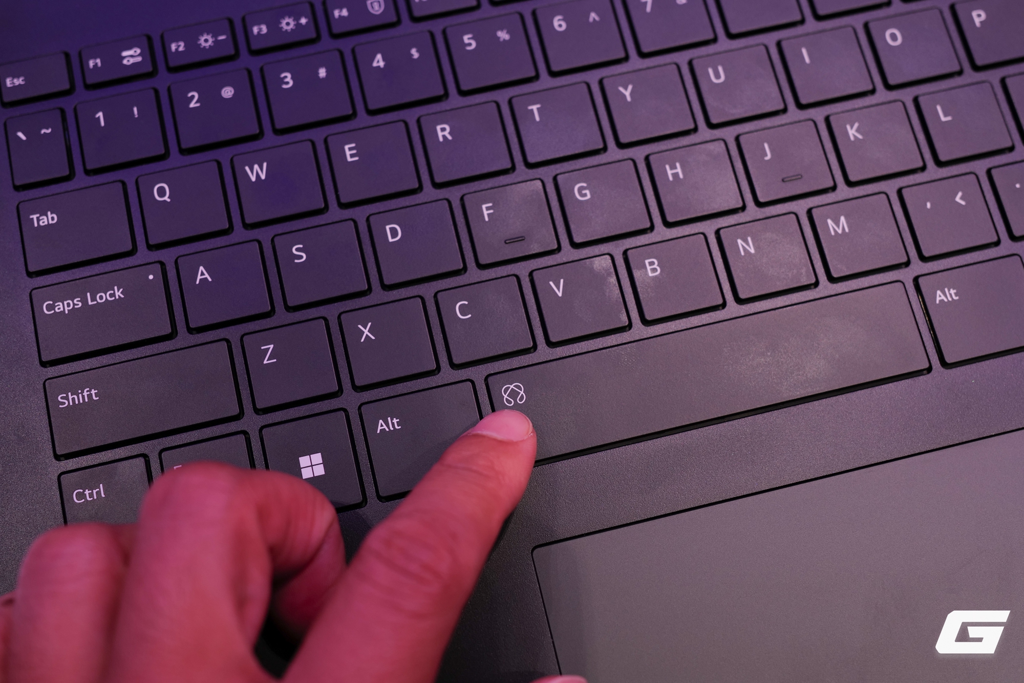 LG chính thức giới thiệu laptop LG gram AI 2025 tại Việt Nam: siêu mỏng nhẹ, tích hợp trí tuệ nhân tạo Hybrid AI toàn diện- Ảnh 13.